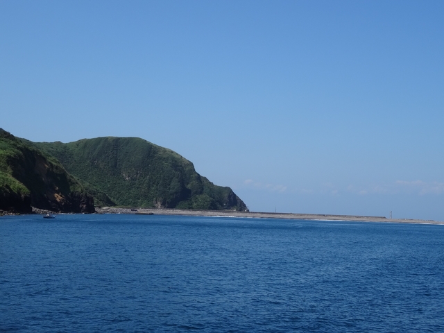 DSC02041.JPG - 龜山島：船繞島、環湖、401高地＋深澳岬象鼻岩旅遊20180512