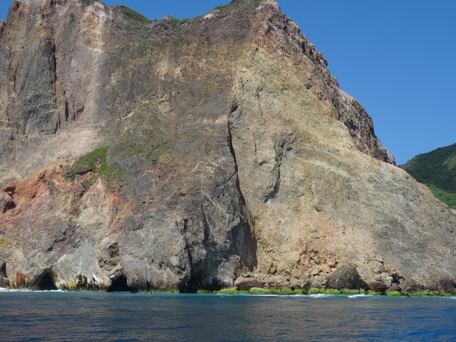 DSC02020.JPG - 龜山島：船繞島、環湖、401高地＋深澳岬象鼻岩旅遊20180512